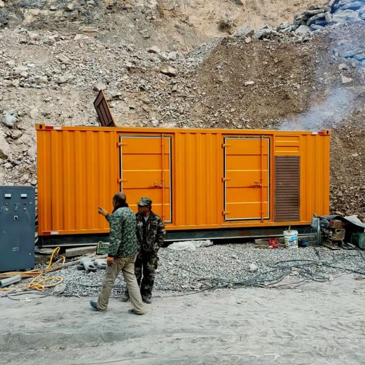 镇康如何选择适合自己的 800KW 柴油发电机组？